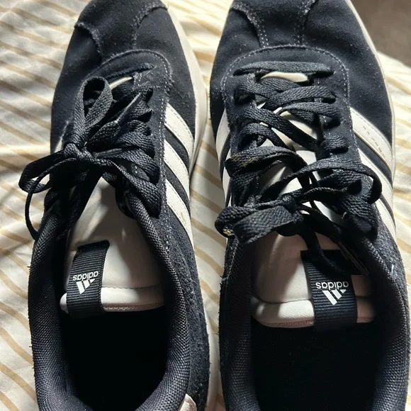 Adidas Men's Navy Blue and White Sneakers